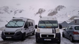 Εξόρμηση στα Κελάρια Παρνασσού και μετά Καμένα Βούρλα για ζεστό μπάνιο!